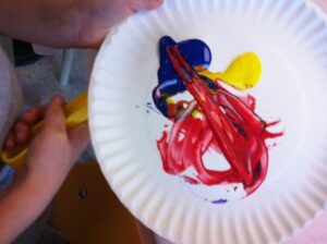 paper plate magnet painting