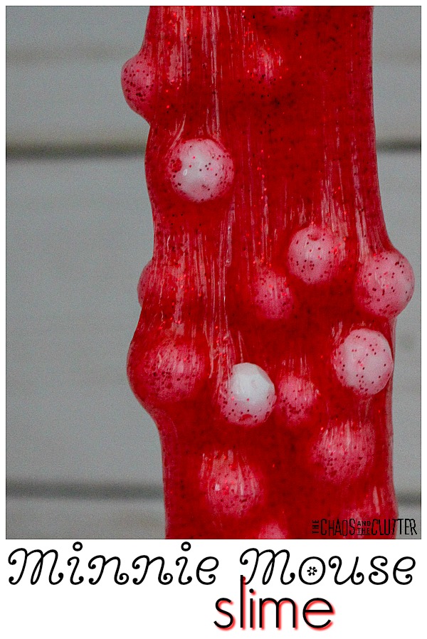 If you're a Disney fan, you'll love this Minnie Mouse slime. #sensoryplay #sensoryactivitiesforkids #slime #slimerecipes