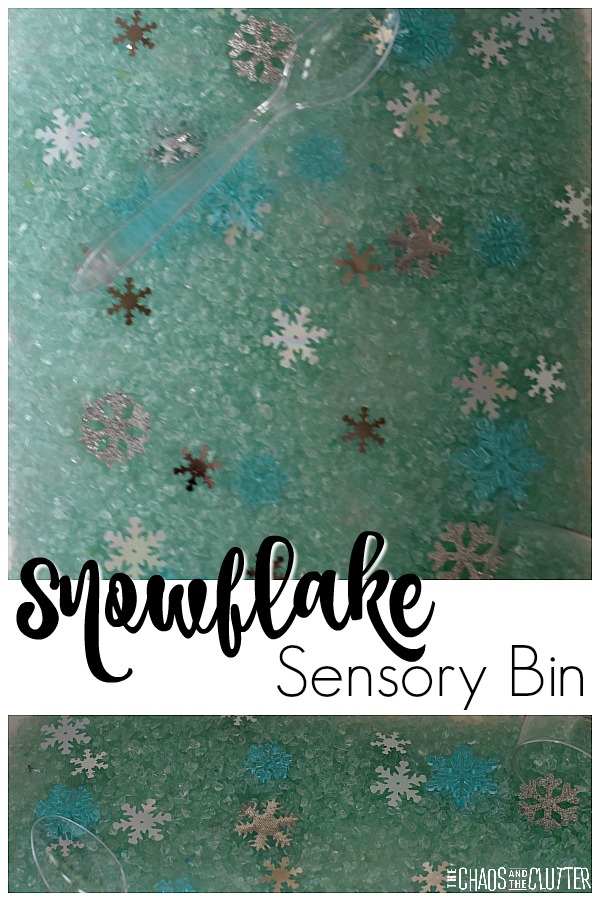 Snowflake Sensory Bin #sensoryplay #sensorybins #winter #sensory
