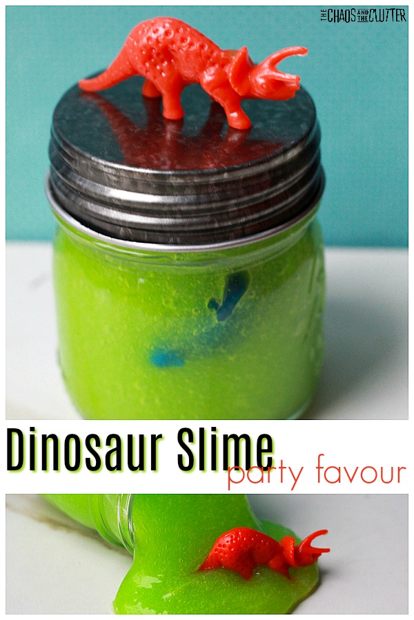 This dinosaur slime makes a great party favour! #partyplanning #dinosaur #slime #slimerecipes #sensoryplay